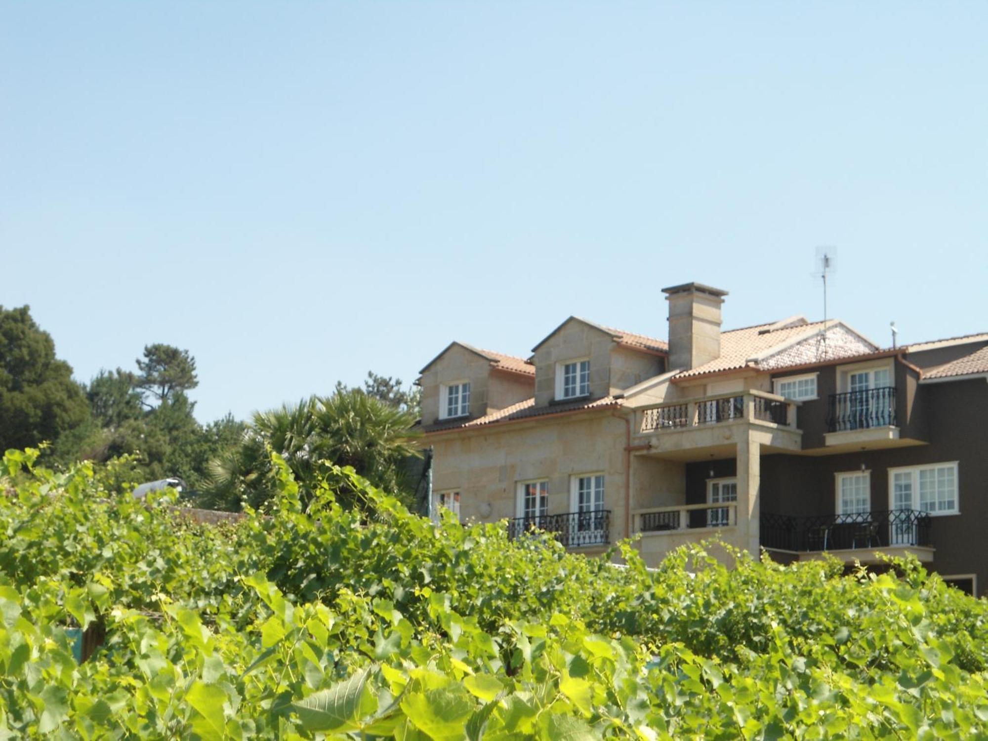 בית הארחה קמבדוס 	Casa Marineira Lourdes מראה חיצוני תמונה